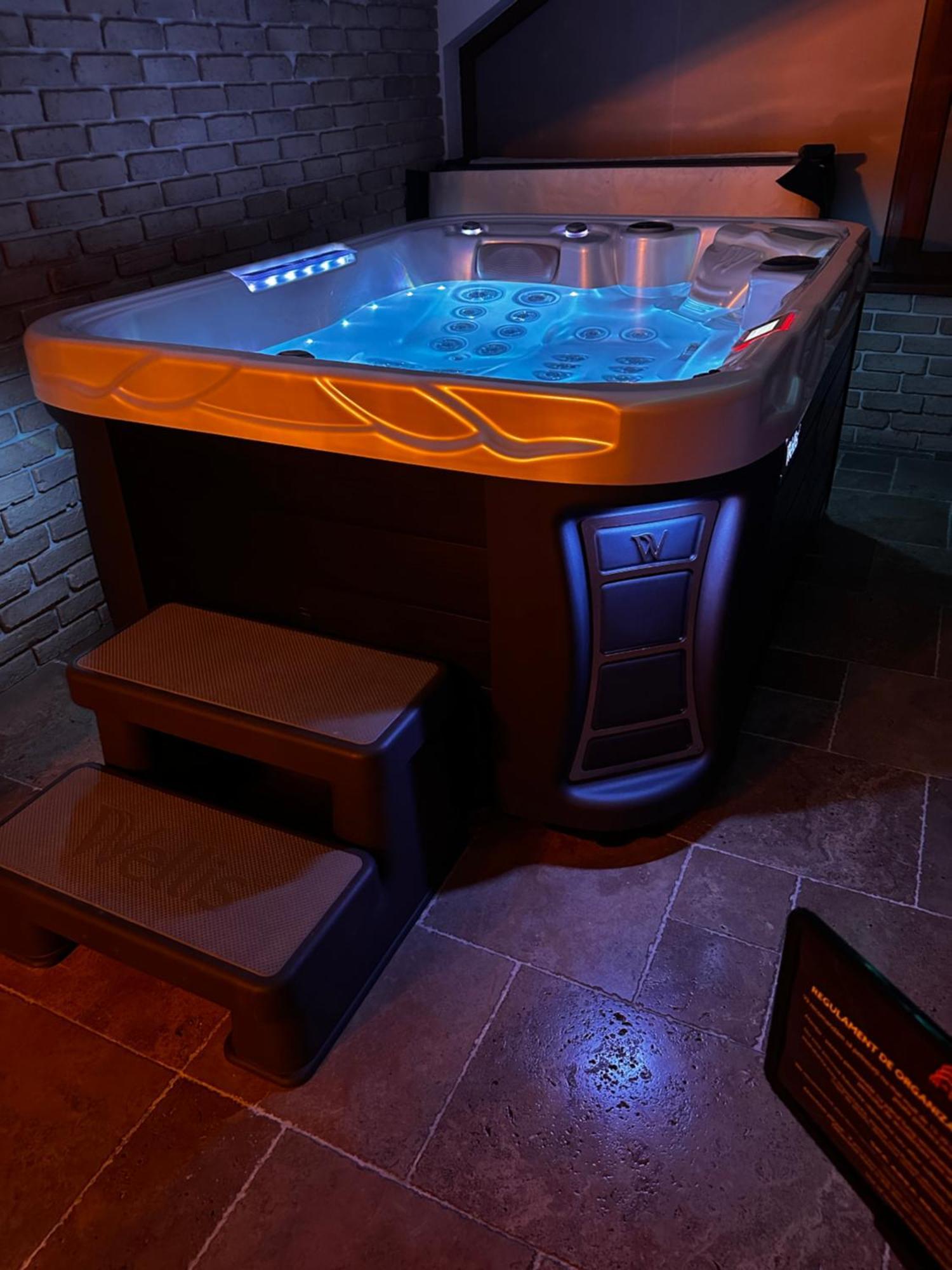 Apartment The Jacuzzi Boutique (adults Only) *